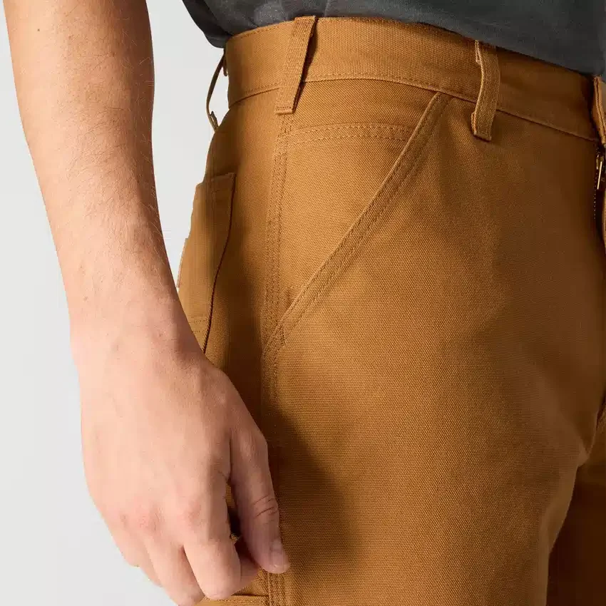 Carhartt B11 herenwerkbroek van gewassen duck, los en recht model