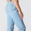 Essential stretchjeans voor dames met middelhoge taille en rechte pijpen