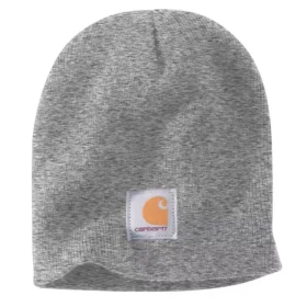 Gebreide muts met logopatch