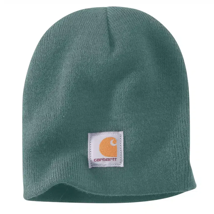 Gebreide muts met logopatch