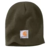 Gebreide muts met logopatch