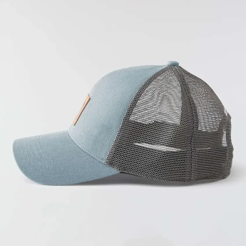 Gewassen duck-truckerpet met mesh-achterkant