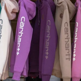 Iconische Clarksburg-Hoodie met logo en fleecevoering voor dames, in relaxte pasvorm