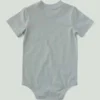 Kinderbodysuit met korte armstukken en zakje (baby)